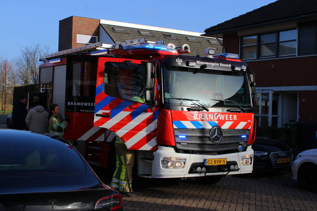 Persoon gewond bij woningbrand