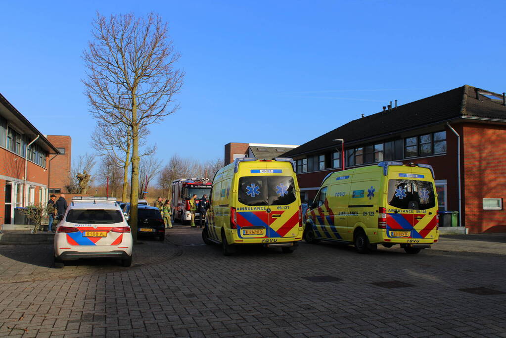 Persoon gewond bij woningbrand