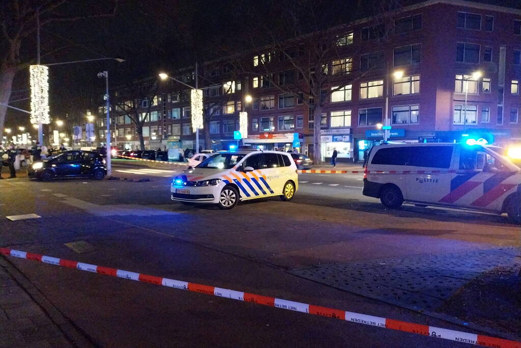 Gewonde bij schietpartij, twee verdachten gevlucht