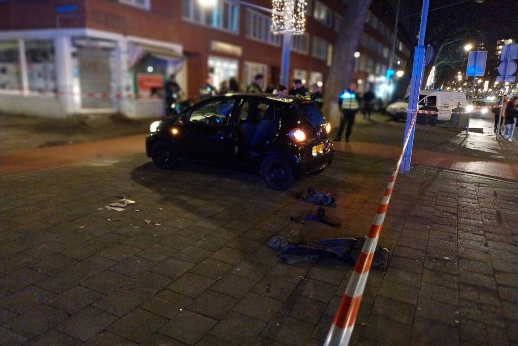 Gewonde bij schietpartij, twee verdachten gevlucht