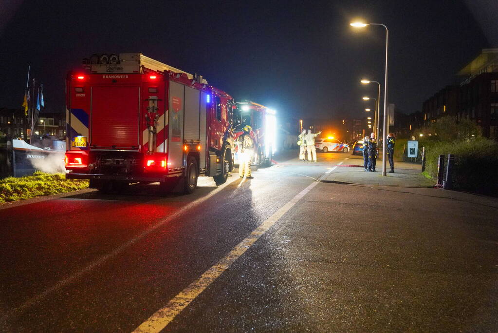 Brand in garagebedrijf snel onder controlle