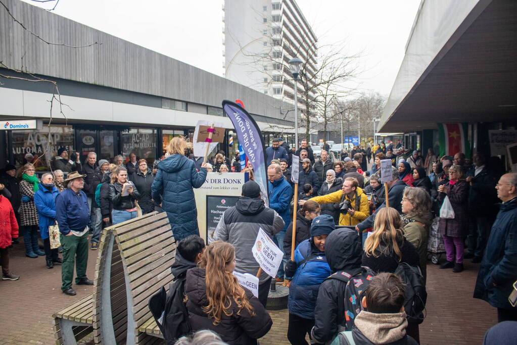 Demonstratie tegen komst coffeeshop
