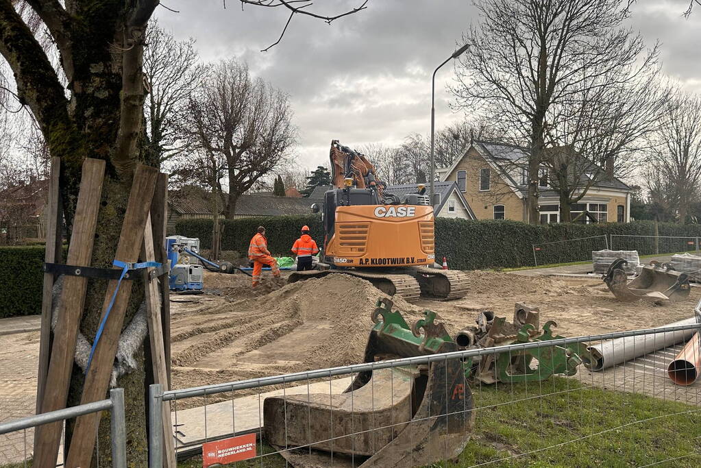 Woningen zonder water door gesprongen leiding tijden werkzaamheden