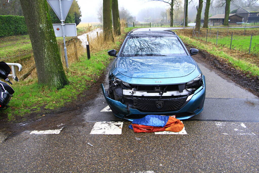 Flinke schade bij ongeval met scooter