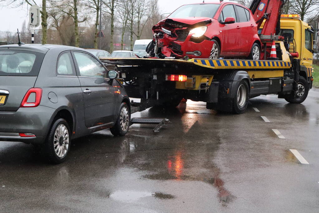 Schade na aanrijding op kruising