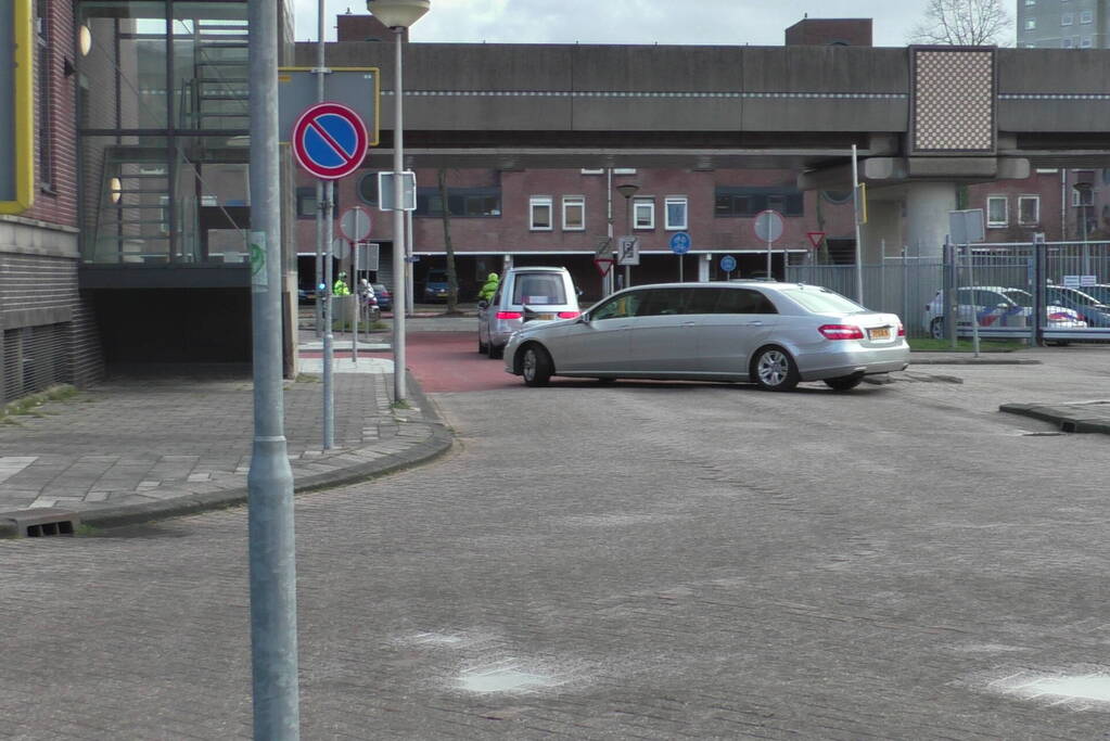 Agenten brengen eerbetoon aan overleden collega