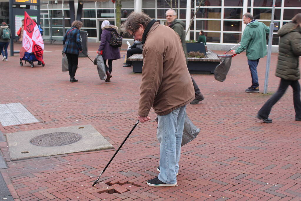 Schoonmaakactie door extinction rebellion