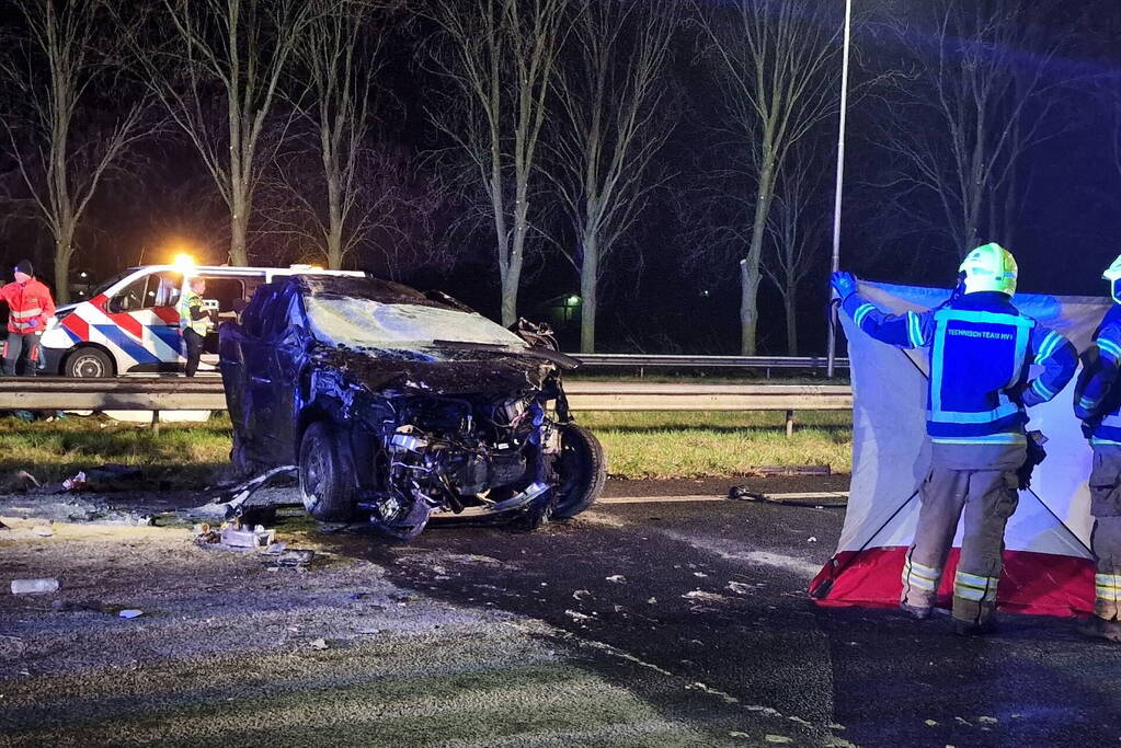 Twee doden bij ernstig ongeval op snelweg