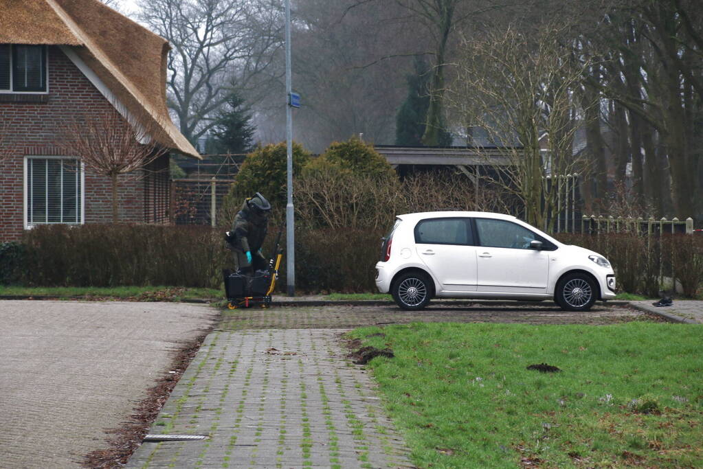 Groot gebied afgezet vanwege verdacht pakket EOD aanwezig