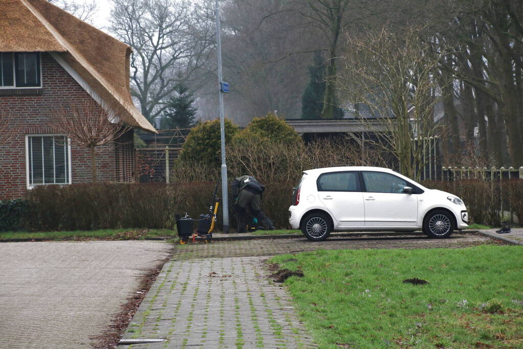 Groot gebied afgezet vanwege verdacht pakket EOD aanwezig