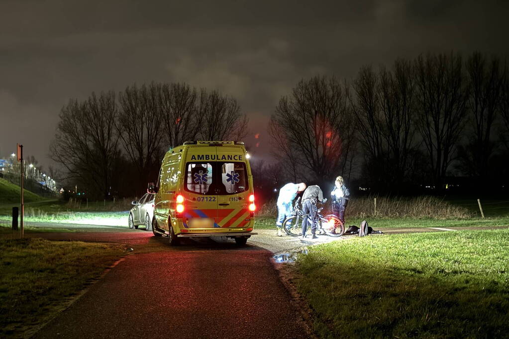 Persoon gewond na valpartij met fiets