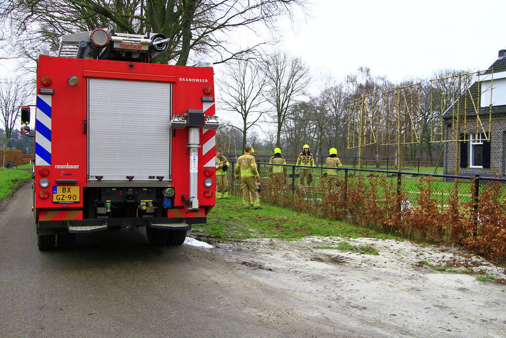 Gasleiding geraakt tijdens planten van bomen