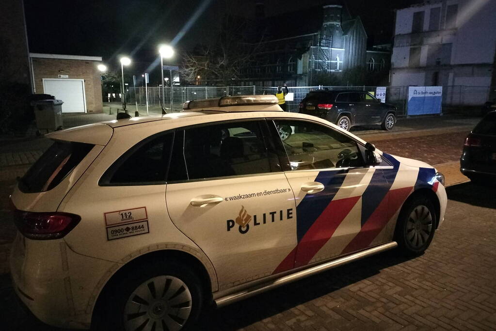 Hulpdiensten ingezet voor persoon op hoogte