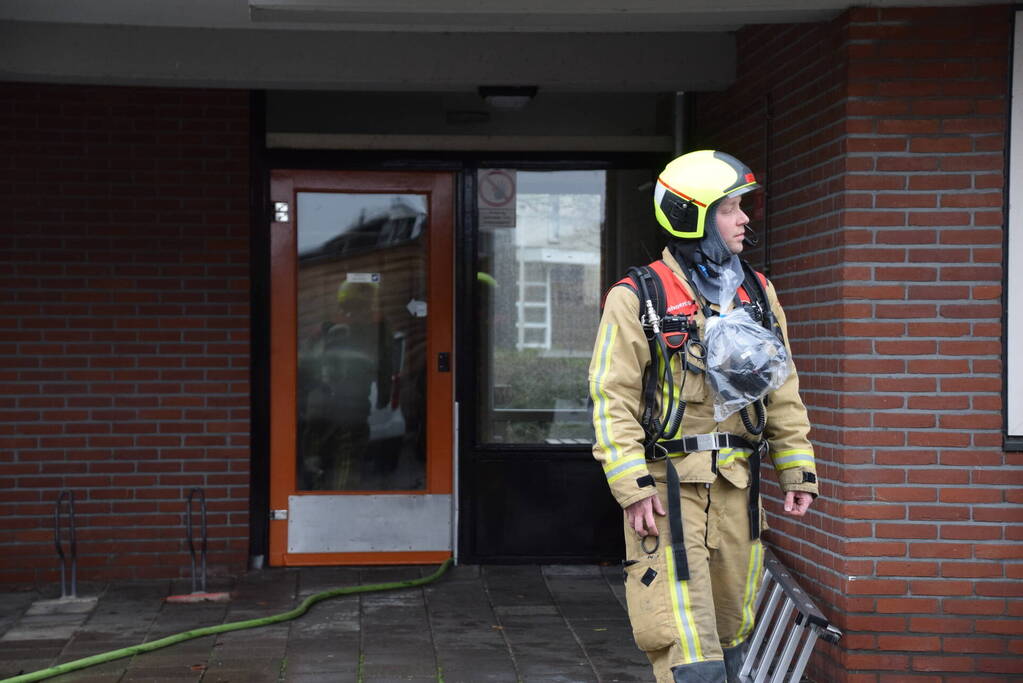 Brand in kelderbox snel onder controle