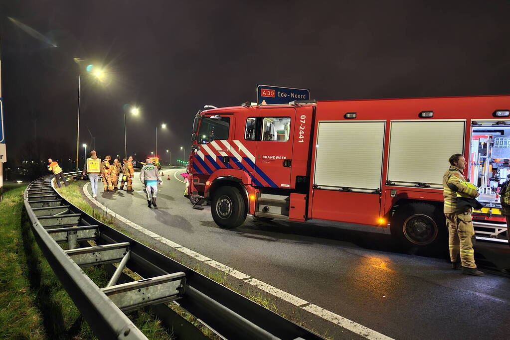 Motorrijder zwaargewond na val op snelweg