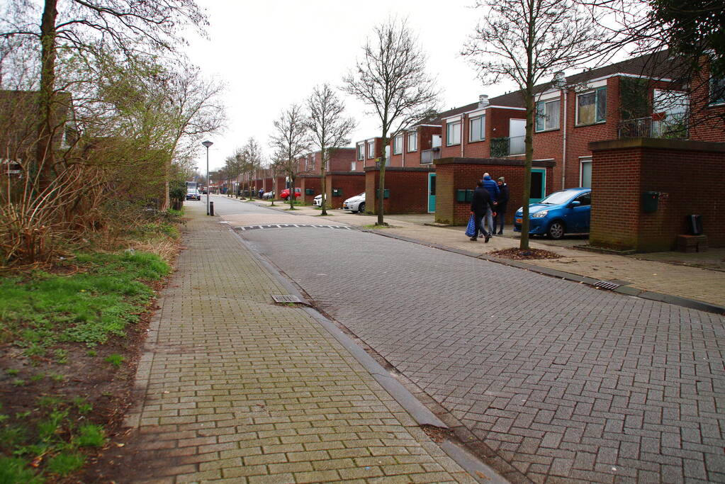 Giftige cobra ontsnapt, Hou ramen en deuren dicht