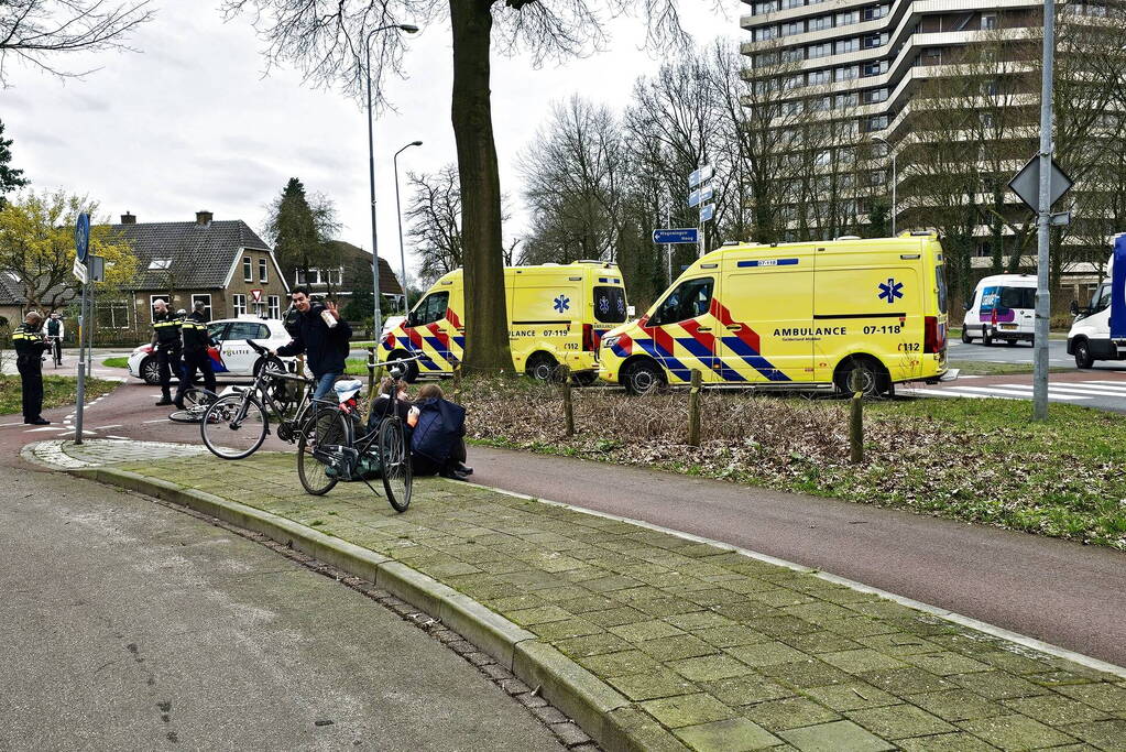 Fietser zwaargewond bij botsing met fietser