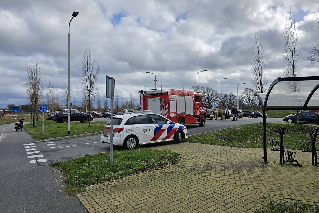 Schade na botsing tussen personenauto's