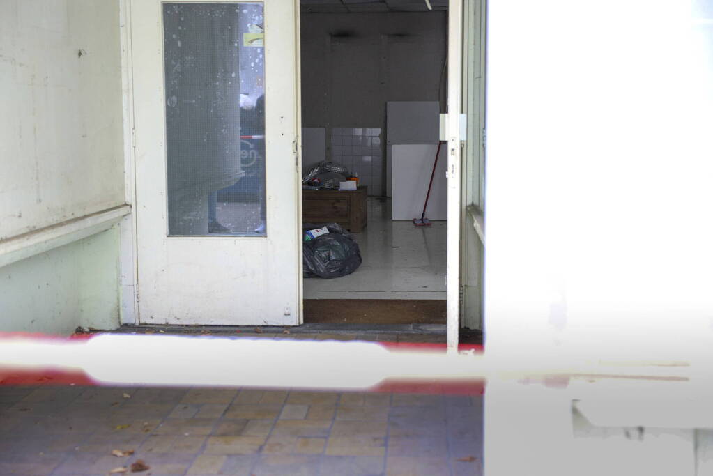 Onderzoek naar aantreffen onbekende stof in leegstaande winkel