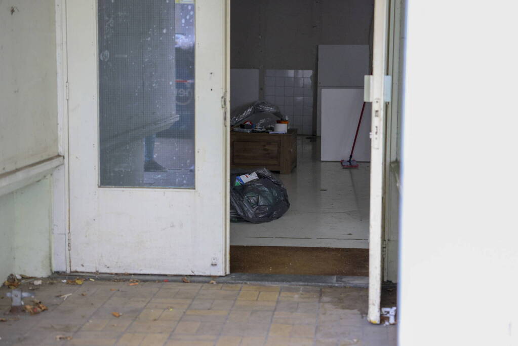 Onderzoek naar aantreffen onbekende stof in leegstaande winkel