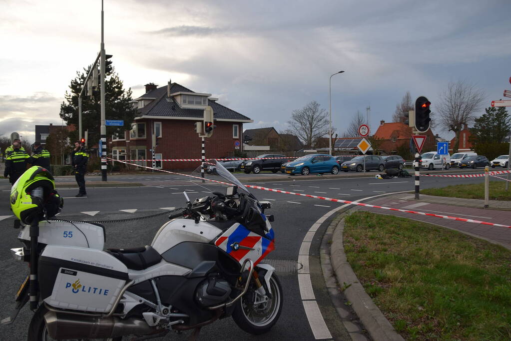 Scooterrijder gewond bij botsing met automobilist