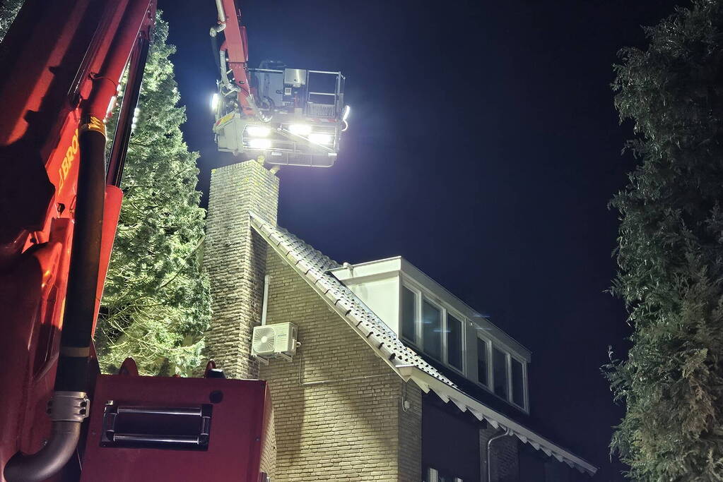 Brandweer ingezet voor brand in een schoorsteen
