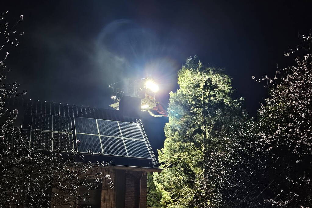 Brandweer ingezet voor brand in een schoorsteen