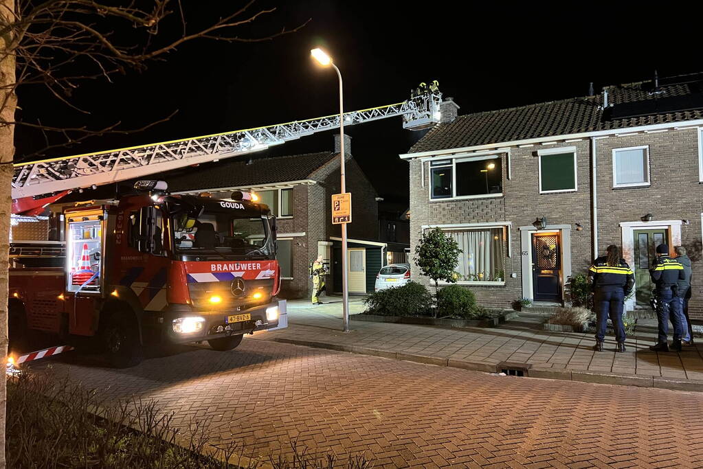 Schoorsteen geveegd vanwege brand