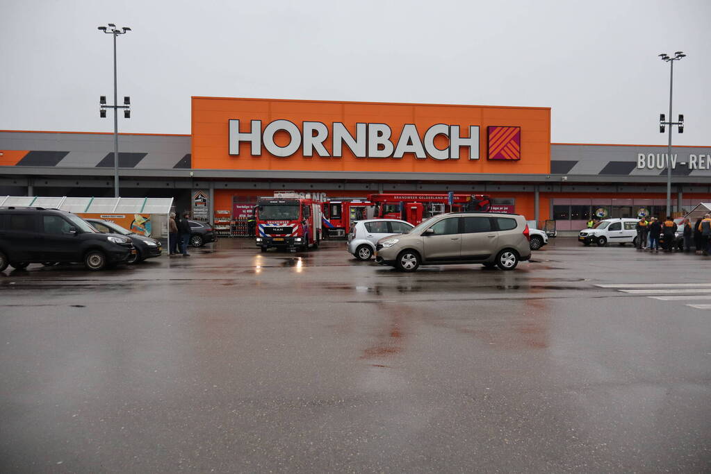 Bouwmarkt ontruimd vanwege brandalarm