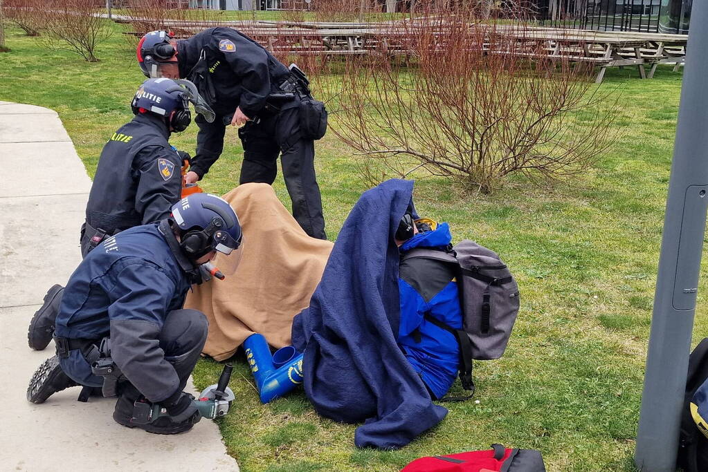 Extinction Rebellion blokkeert ING kantoor