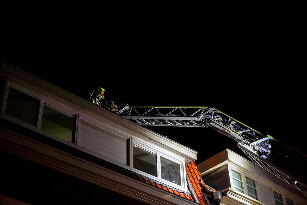 Schoorsteenbrand snel onder controle