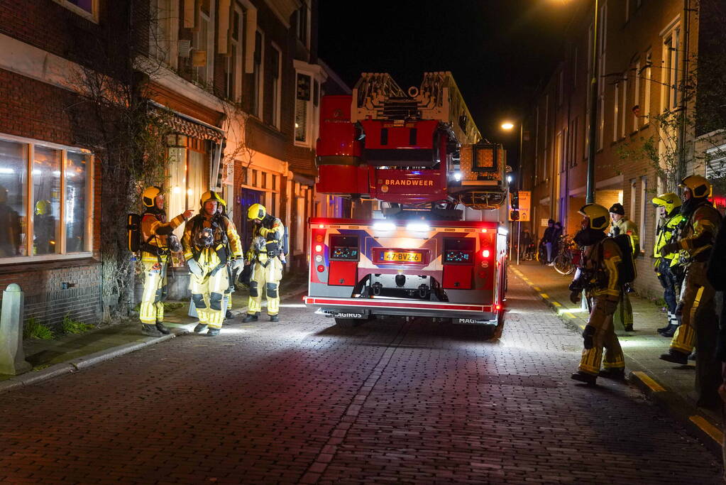 Schoorsteenbrand snel onder controle