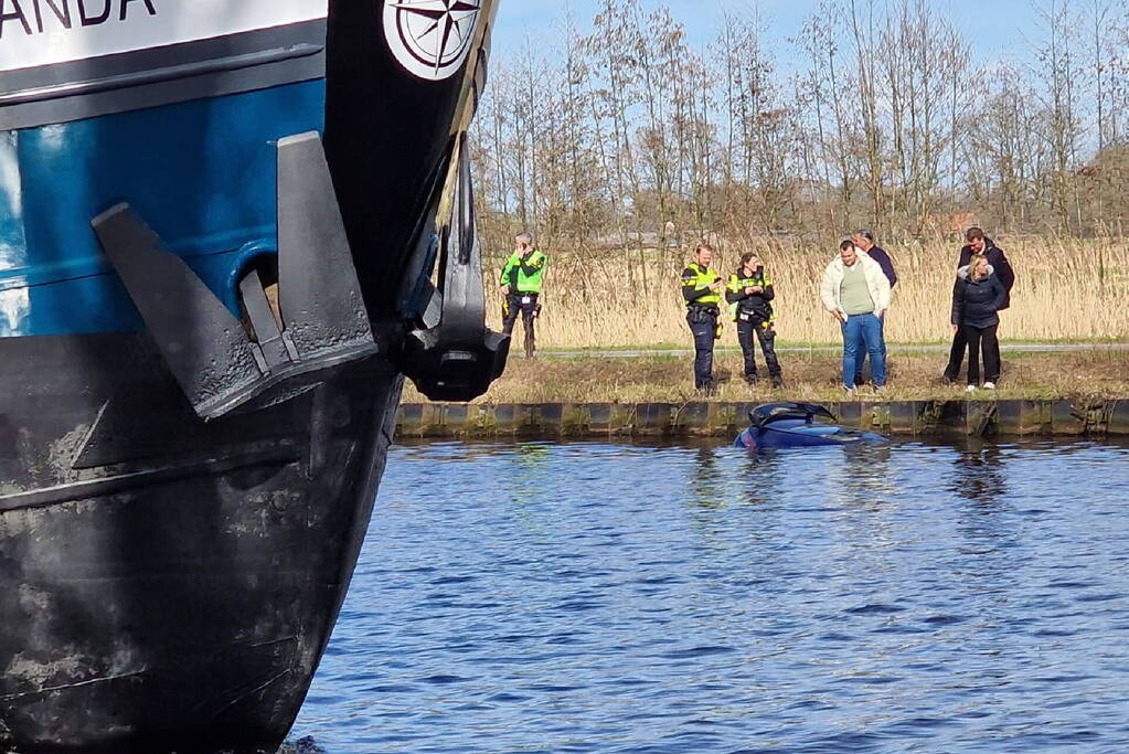 Zeer exclusieve Mercedes te water