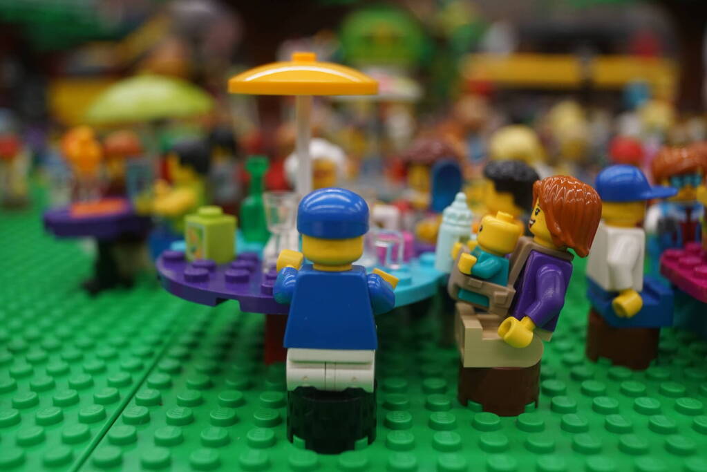 Sporthal walhalla voor liefhebbers van Lego