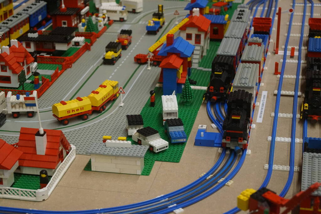 Sporthal walhalla voor liefhebbers van Lego