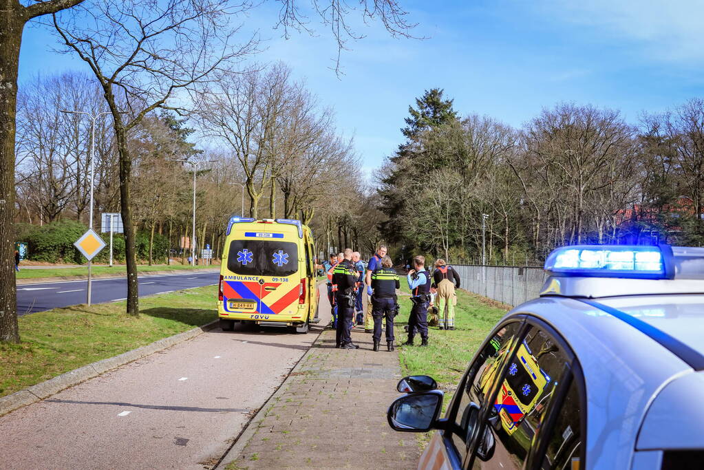 Traumahelikopter landt voor incident met wielrenner