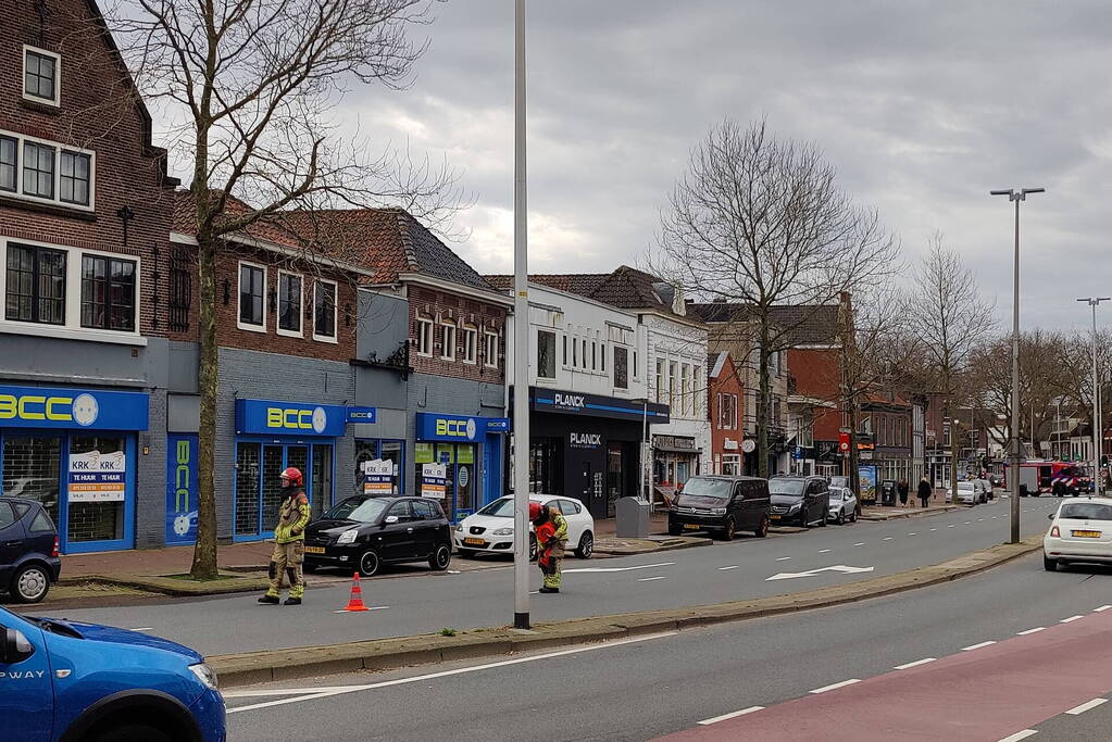 Brandweer ingezet voor losliggende dakpannen
