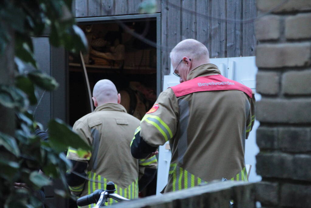 Frituur vat vlam in schuur