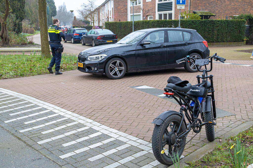 Persoon op fatbike aangereden door automobilist