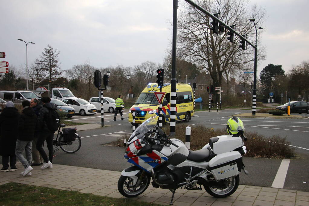 Fietser gewond bij botsing met scooterrijder