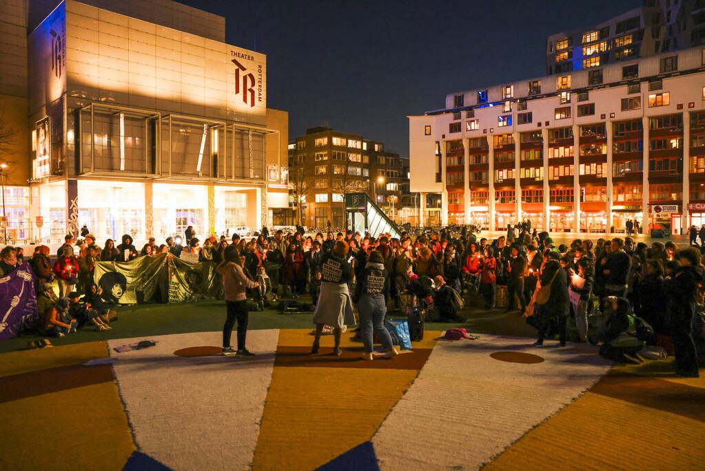 Grote opkomst bij gemengde demonstratie