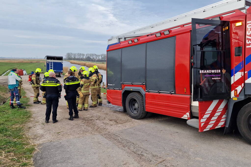 Onderzoek naar gedumpte vaten met mogelijk drugsafval