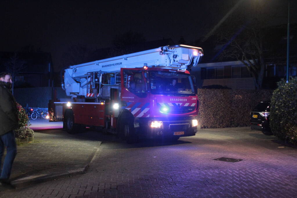 Schoorsteenbrand snel onder controle