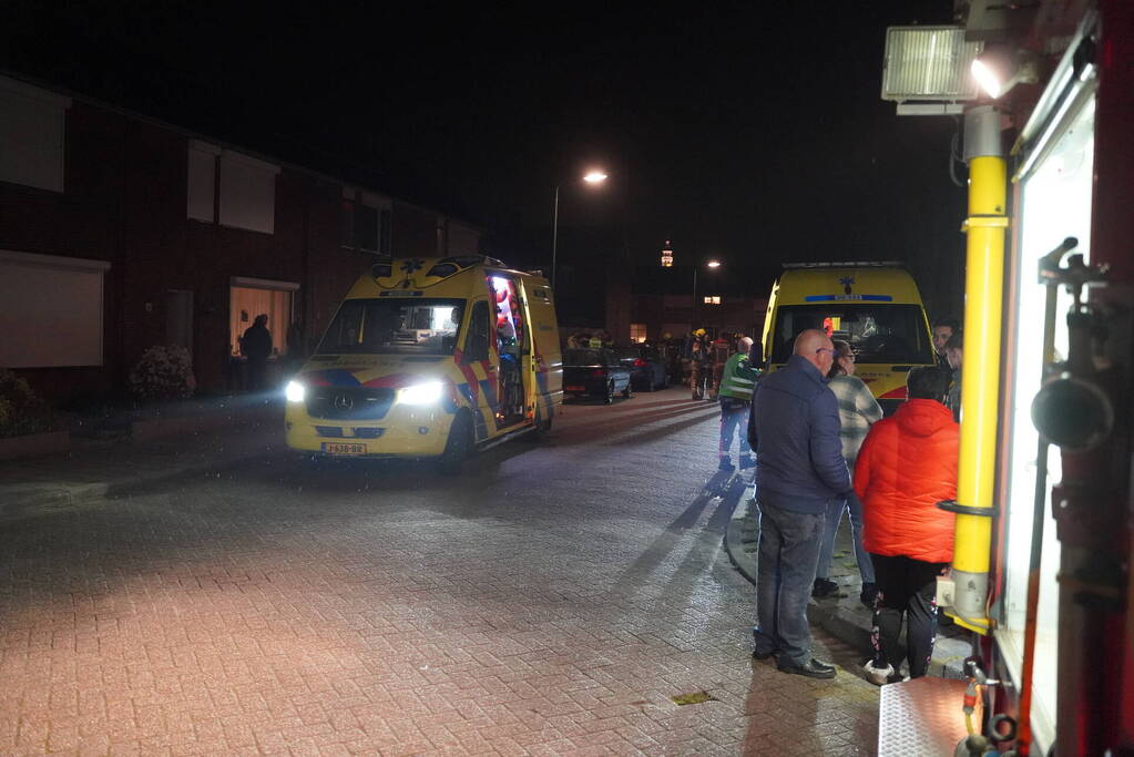 Brandweer doet onderzoek naar vreemde lucht