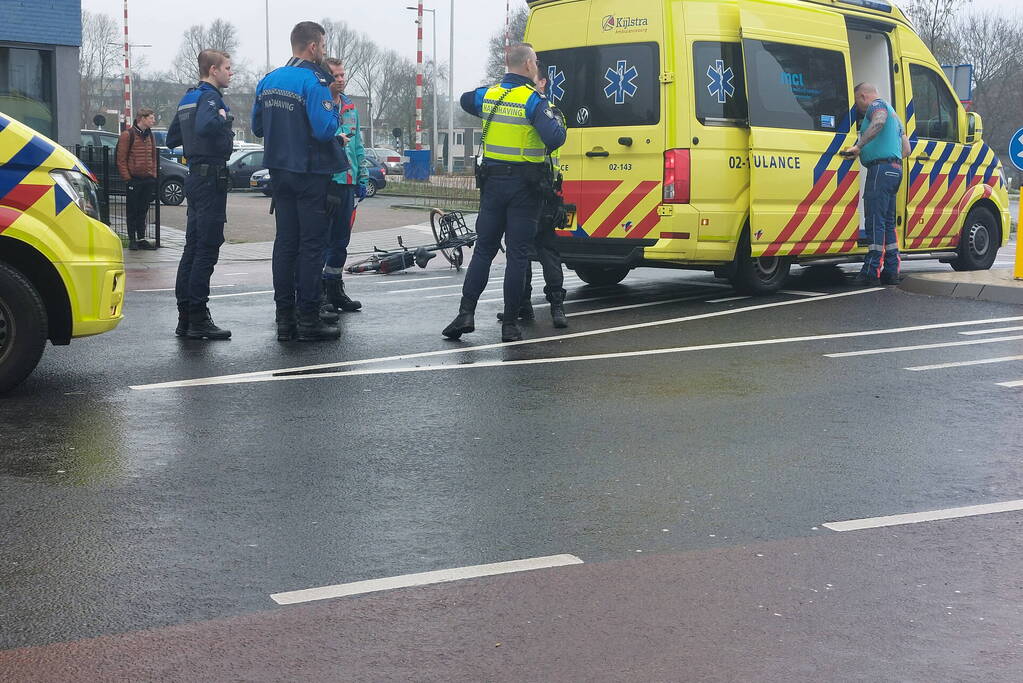 Fietser geschept door automobilist