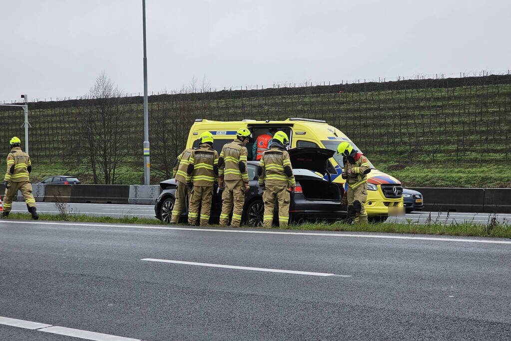 Flinke schade door ongeval op snelweg