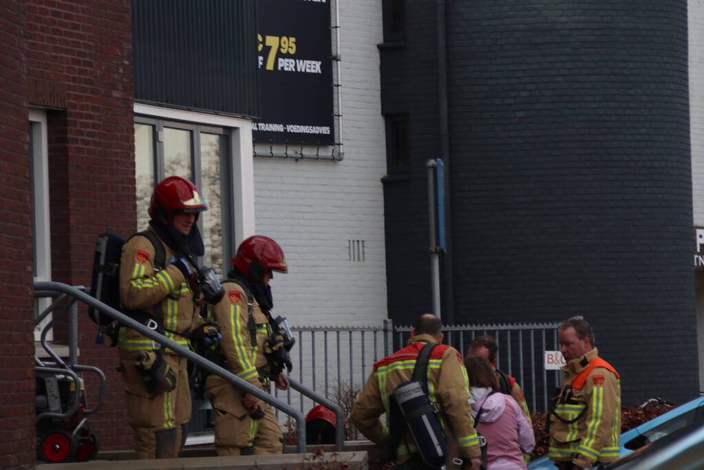 Rookontwikkeling bij brand in kelder