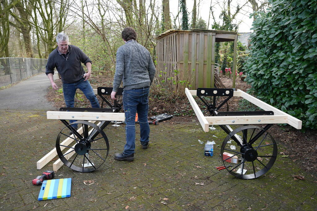 Wethouders en de burgemeester nemen deel aan NLdoet