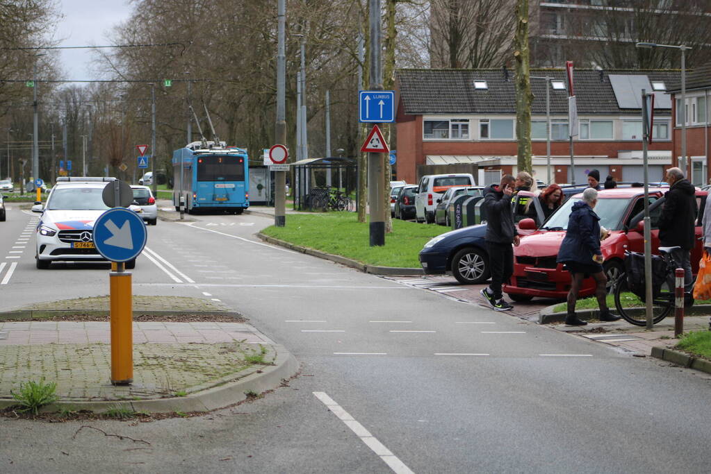 Schade bij ongeval tussen twee voertuigen
