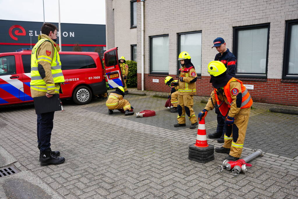 Brandweerlieden van de toekomst houden wedstrijd